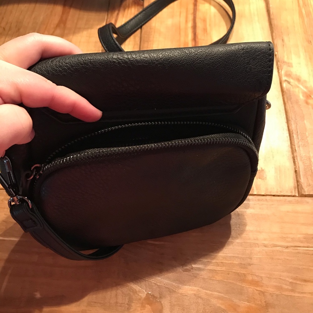 Purse - Picture 3 of 3